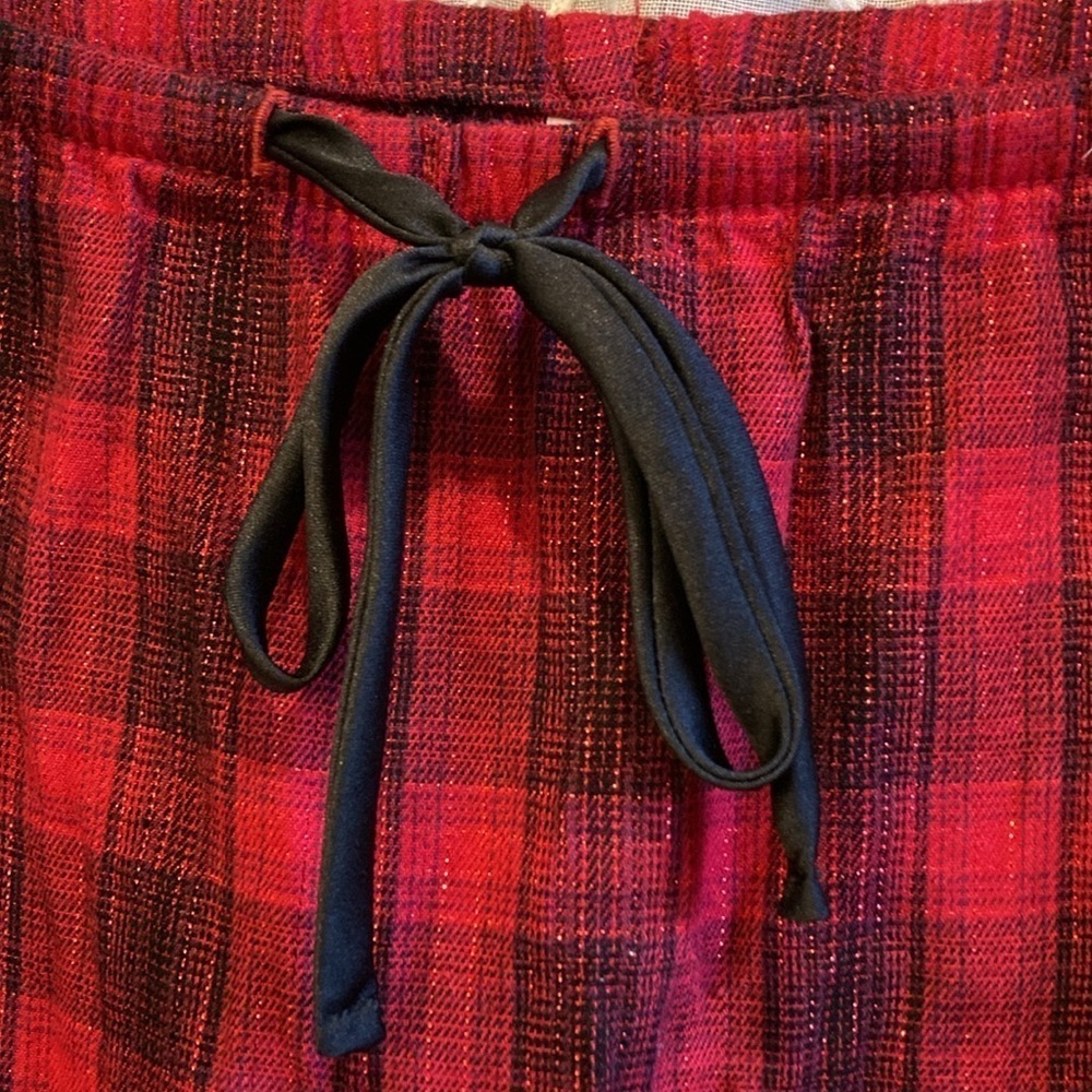 Victoria’s Secret Pajama Bottoms - Picture 4 of 8